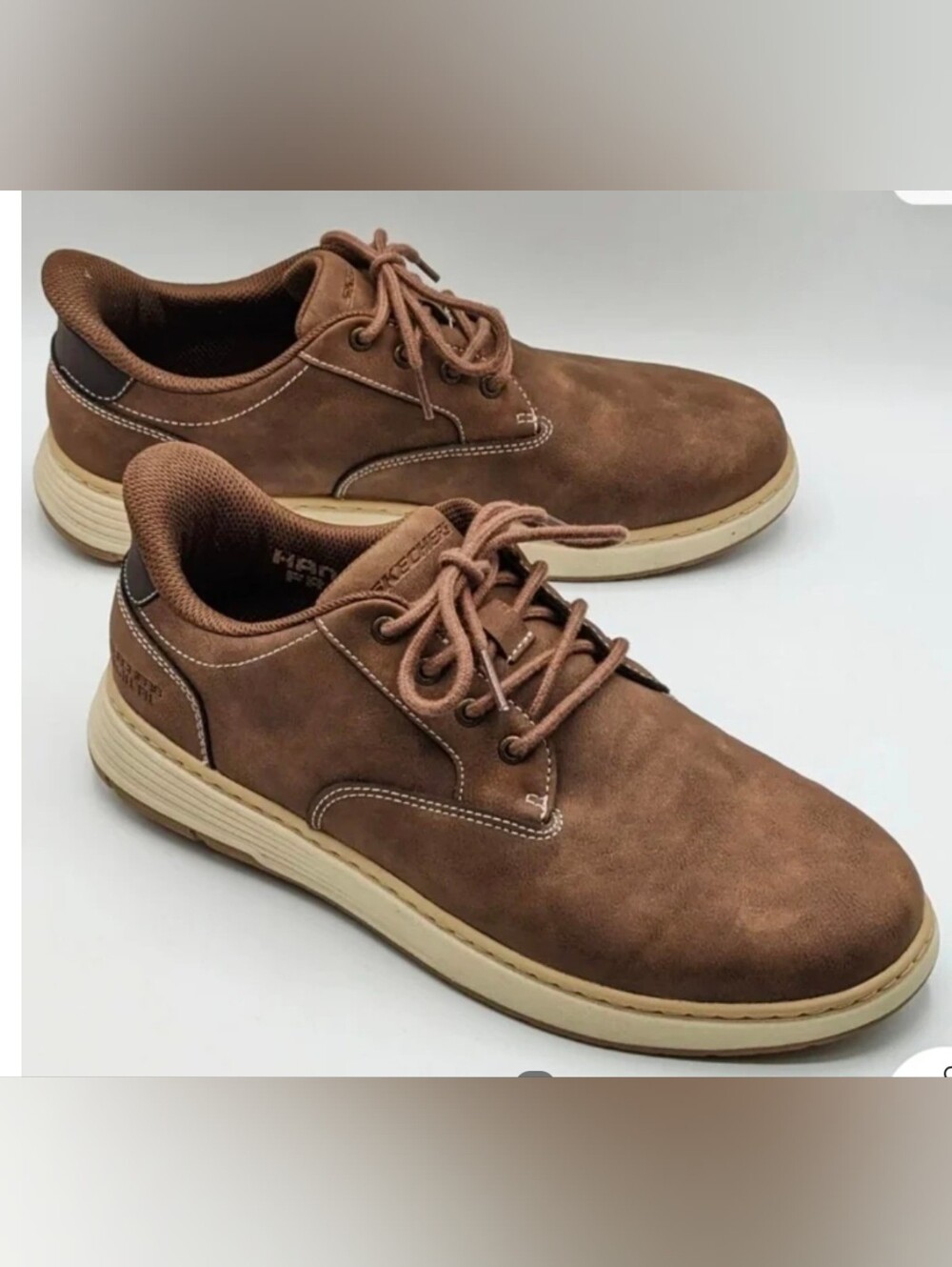 Skecher Men's Hand Free Swift Fit Casual  Lace-Up Sneakers